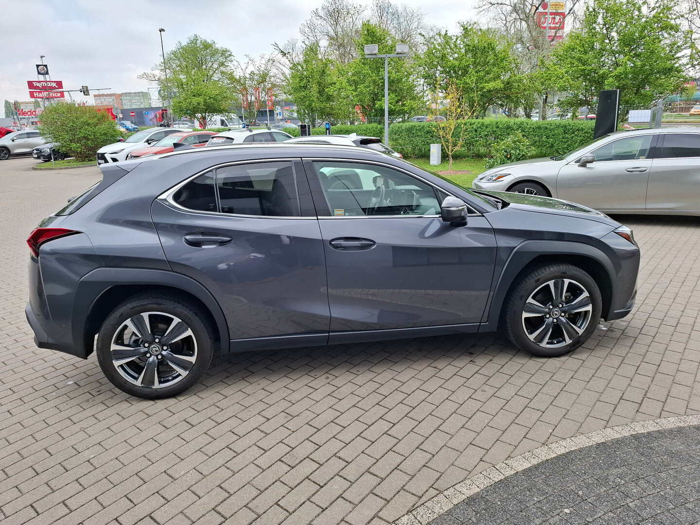 Lexus UX