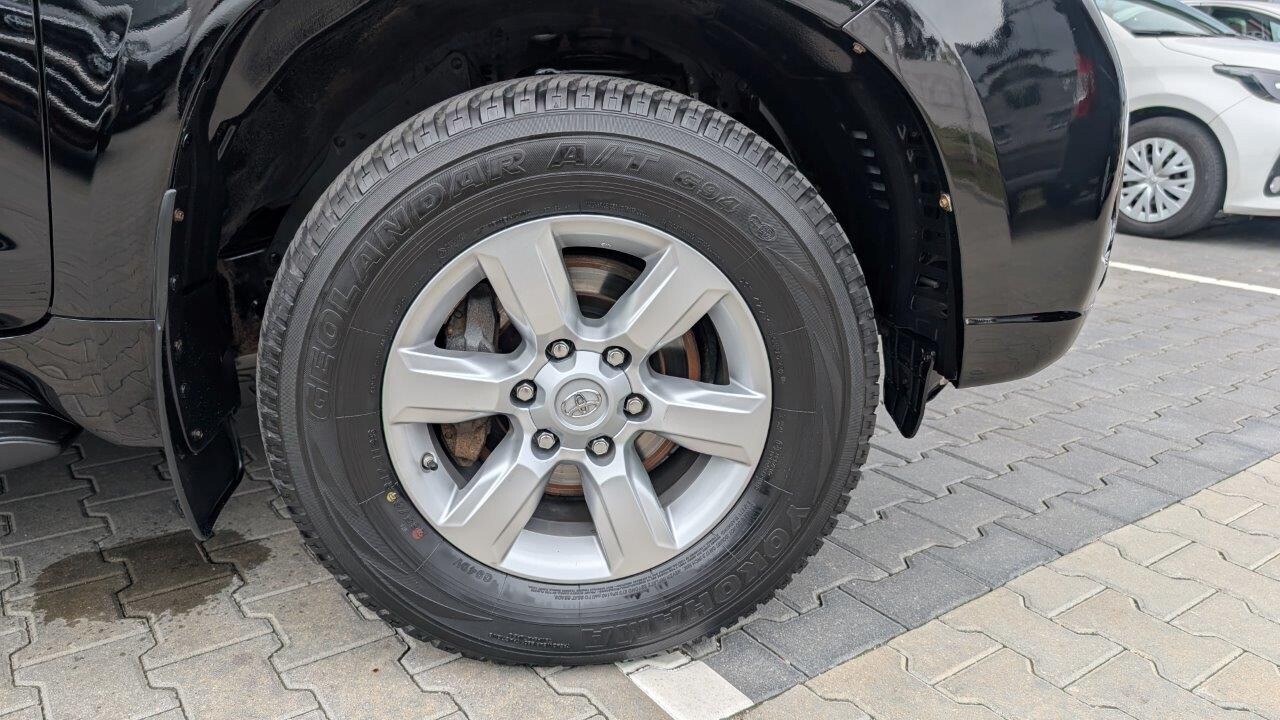 Toyota Land Cruiser
