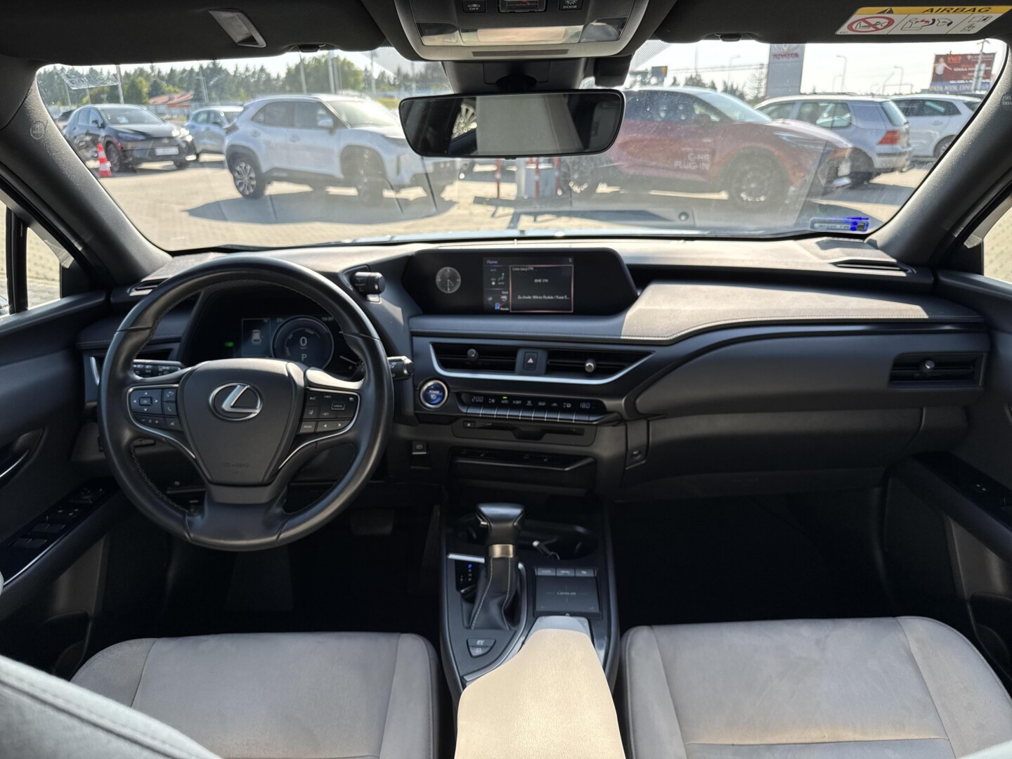 Lexus UX