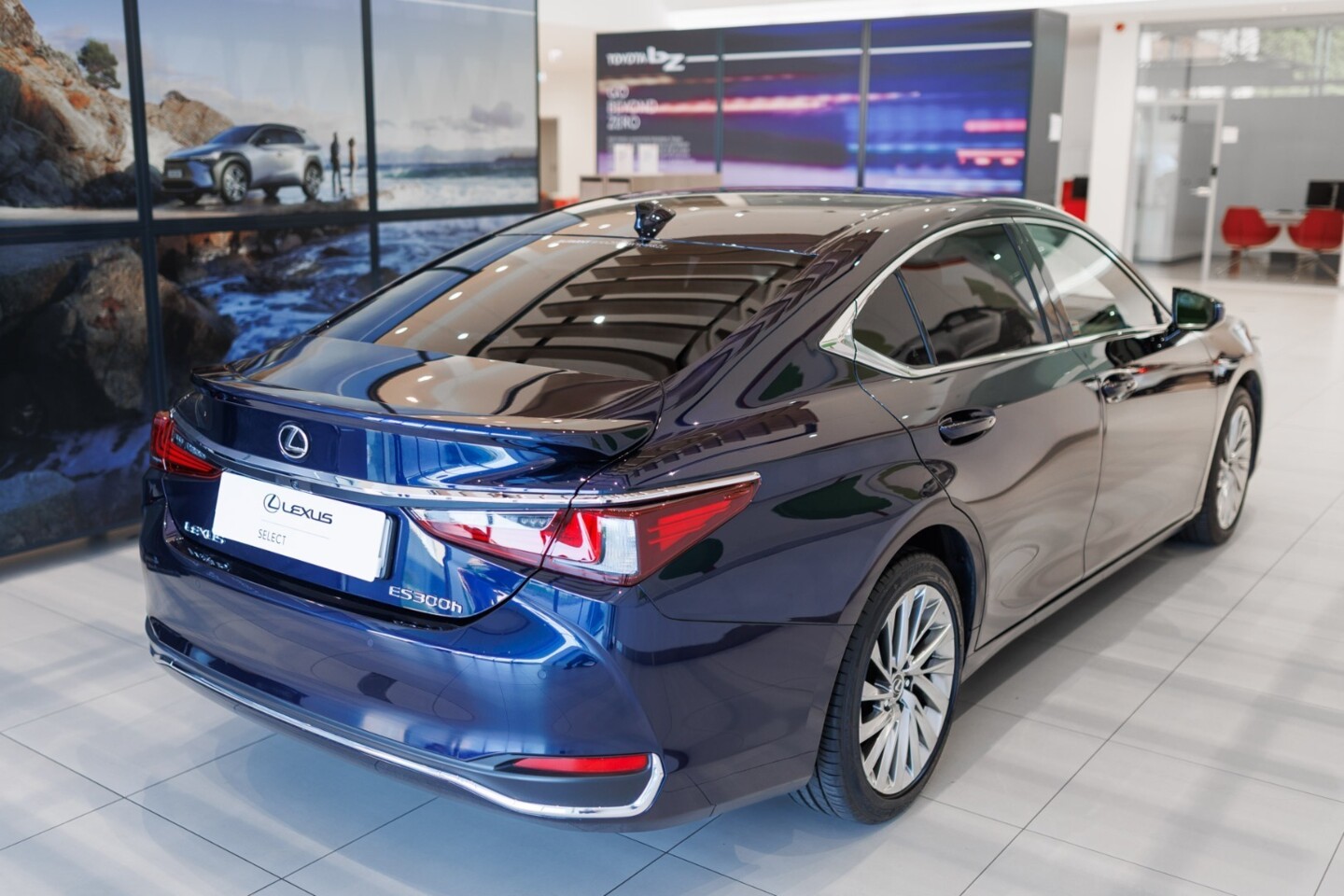 Lexus ES