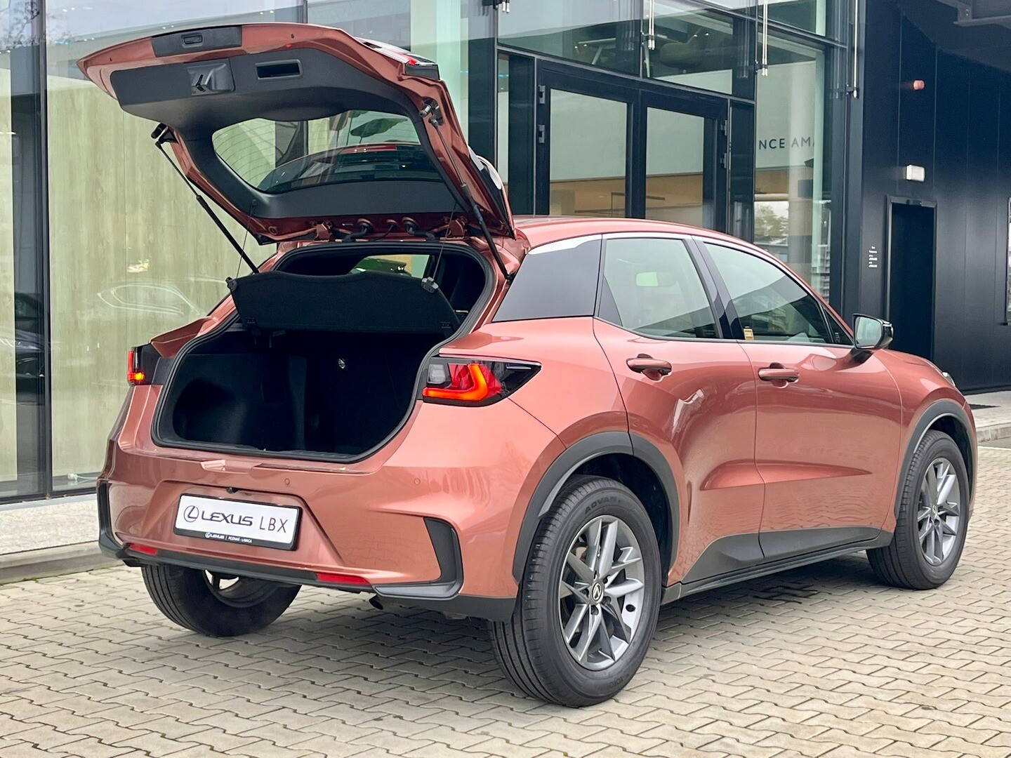 Lexus LBX
