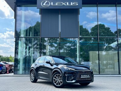 Lexus LBX