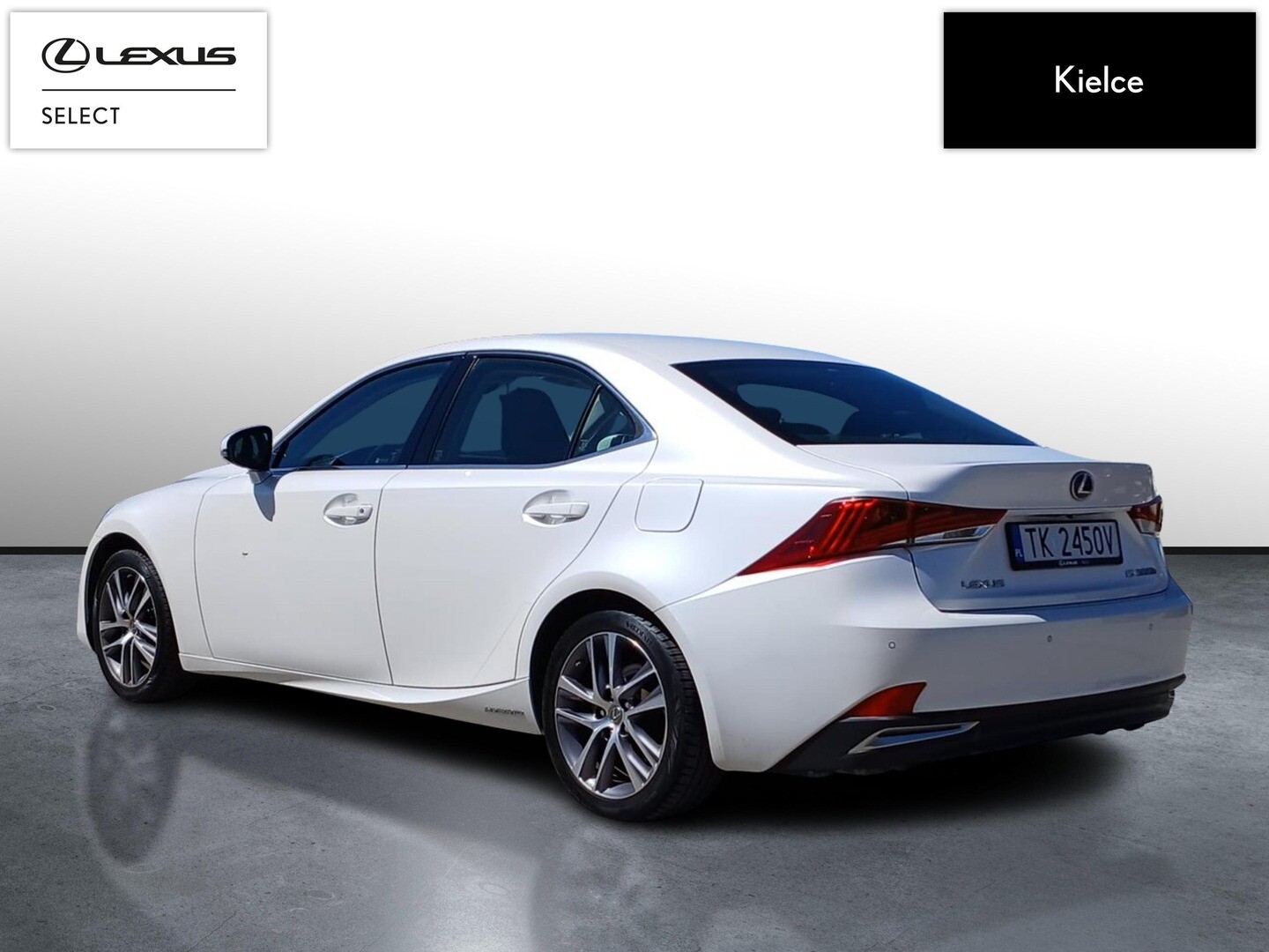 Lexus IS