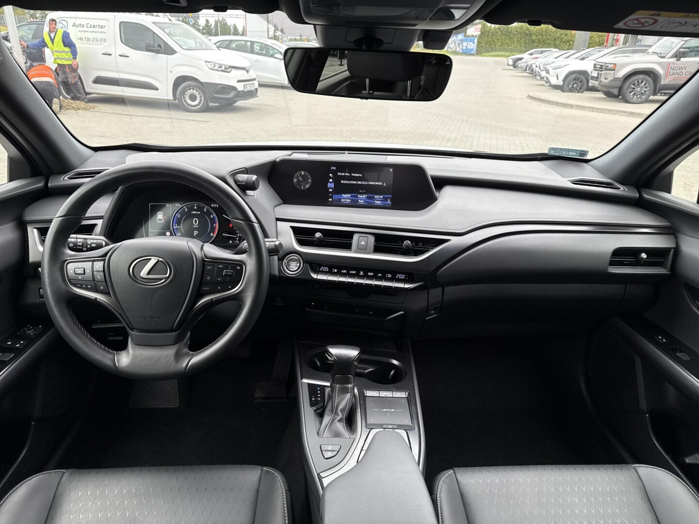 Lexus UX