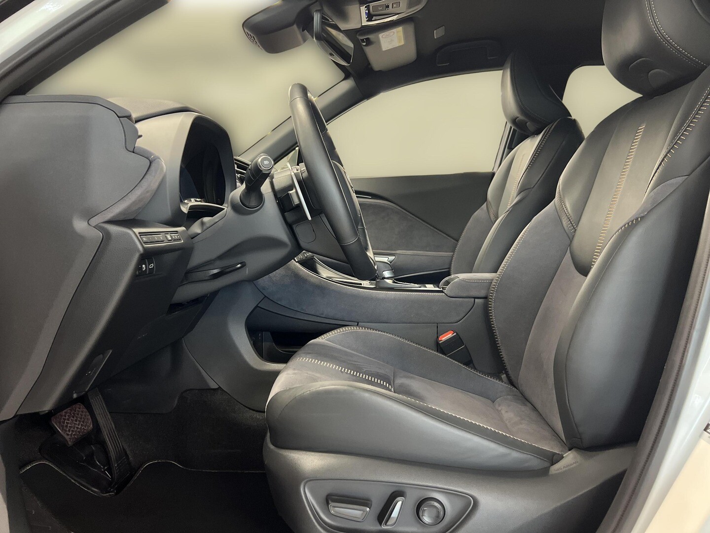 Lexus LBX