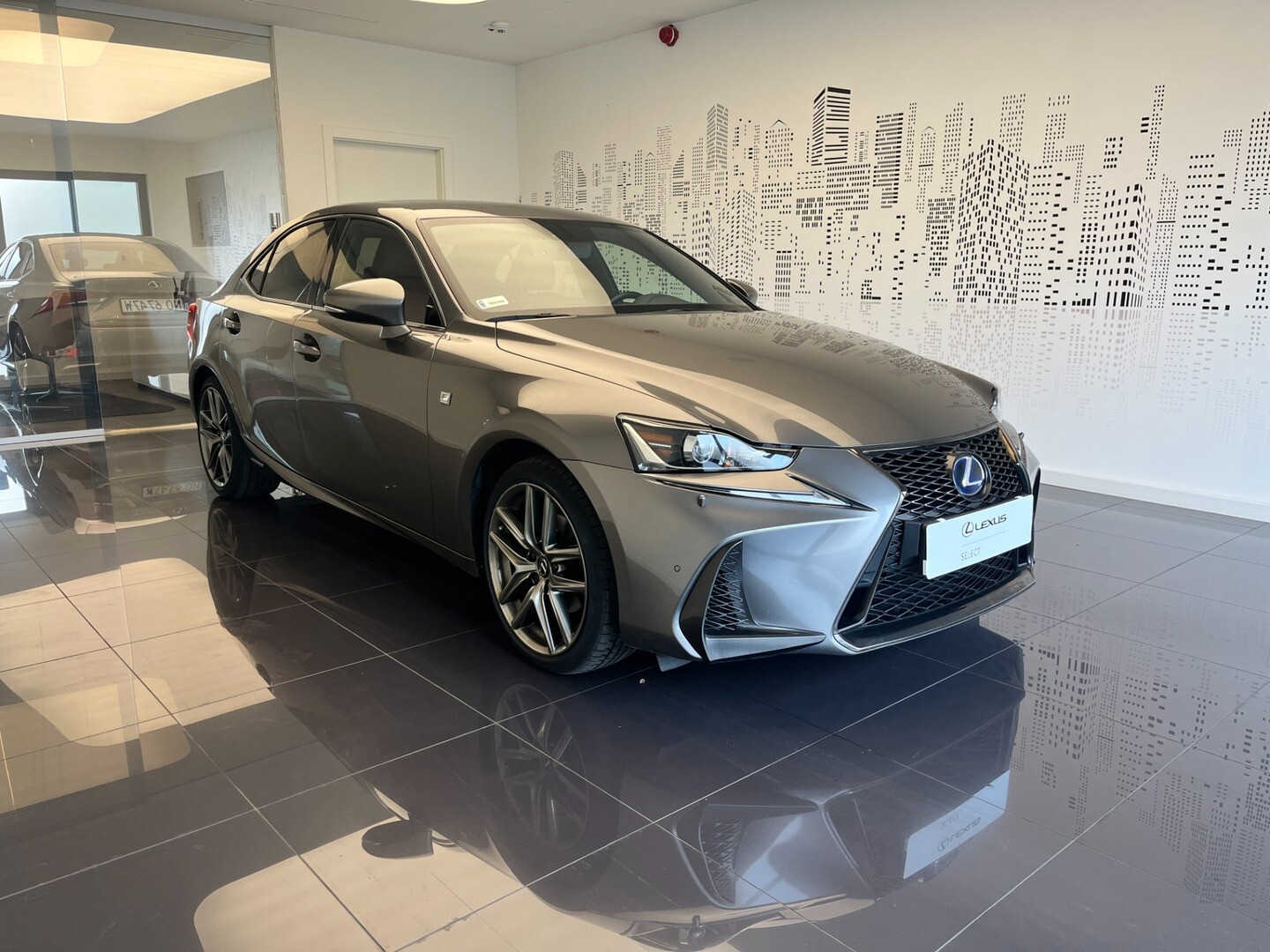 Lexus IS