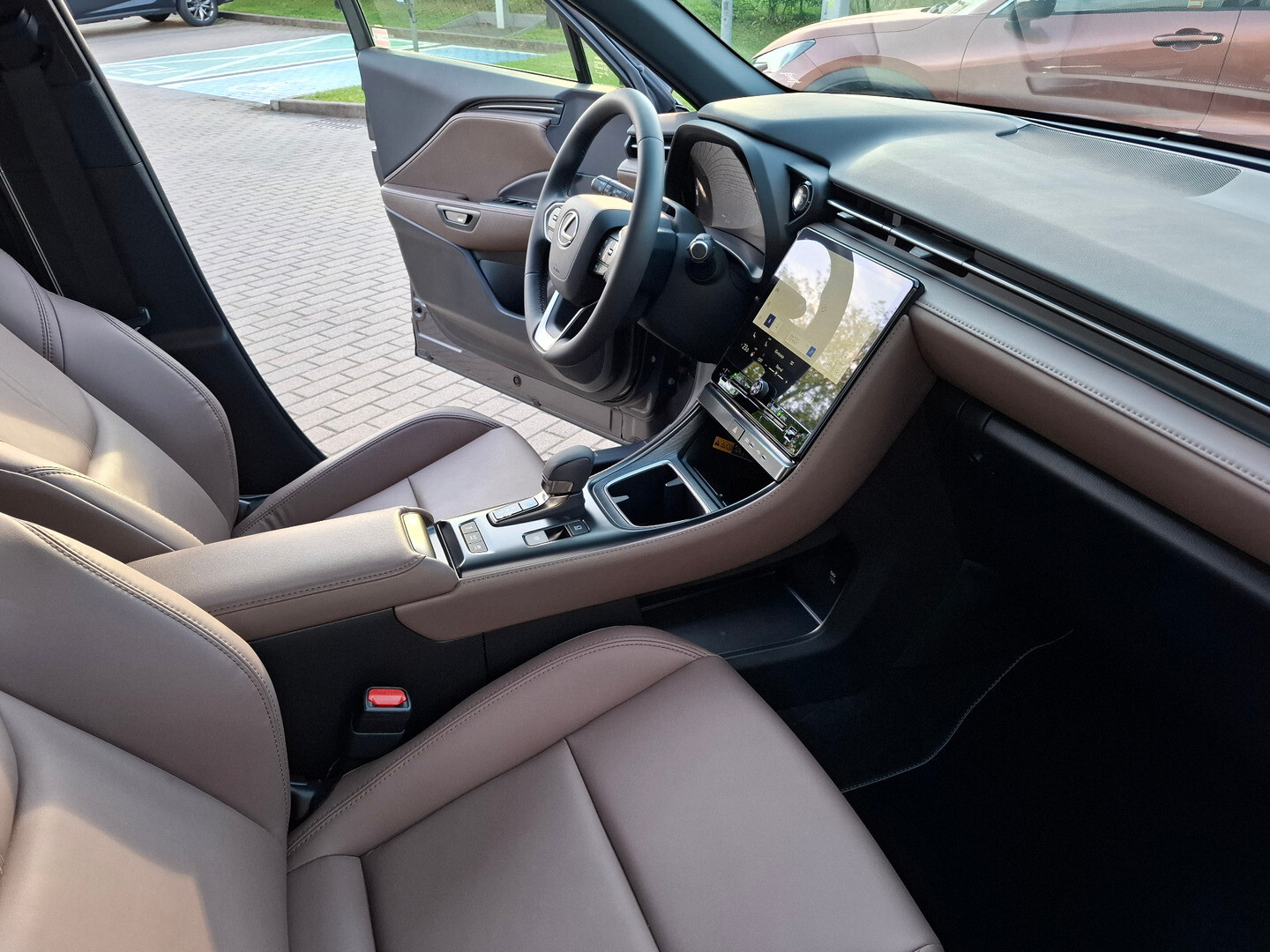 Lexus LBX