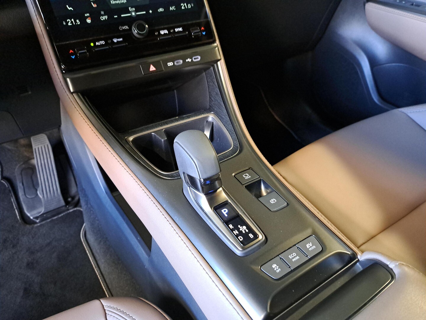 Lexus LBX
