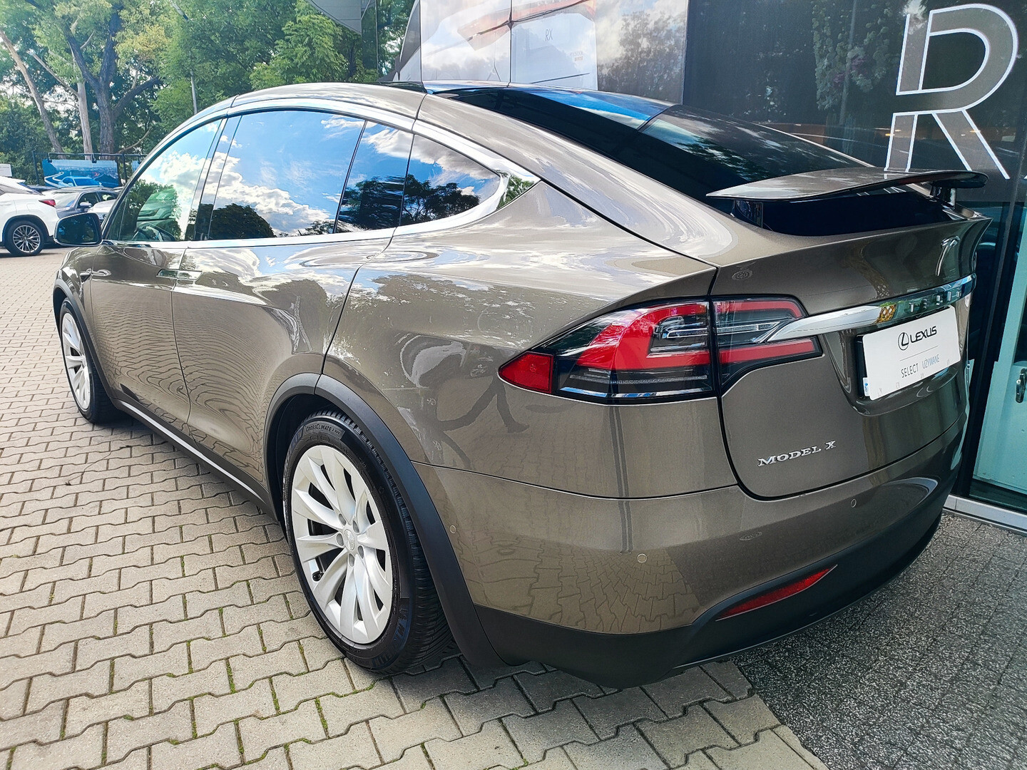 Tesla Model X