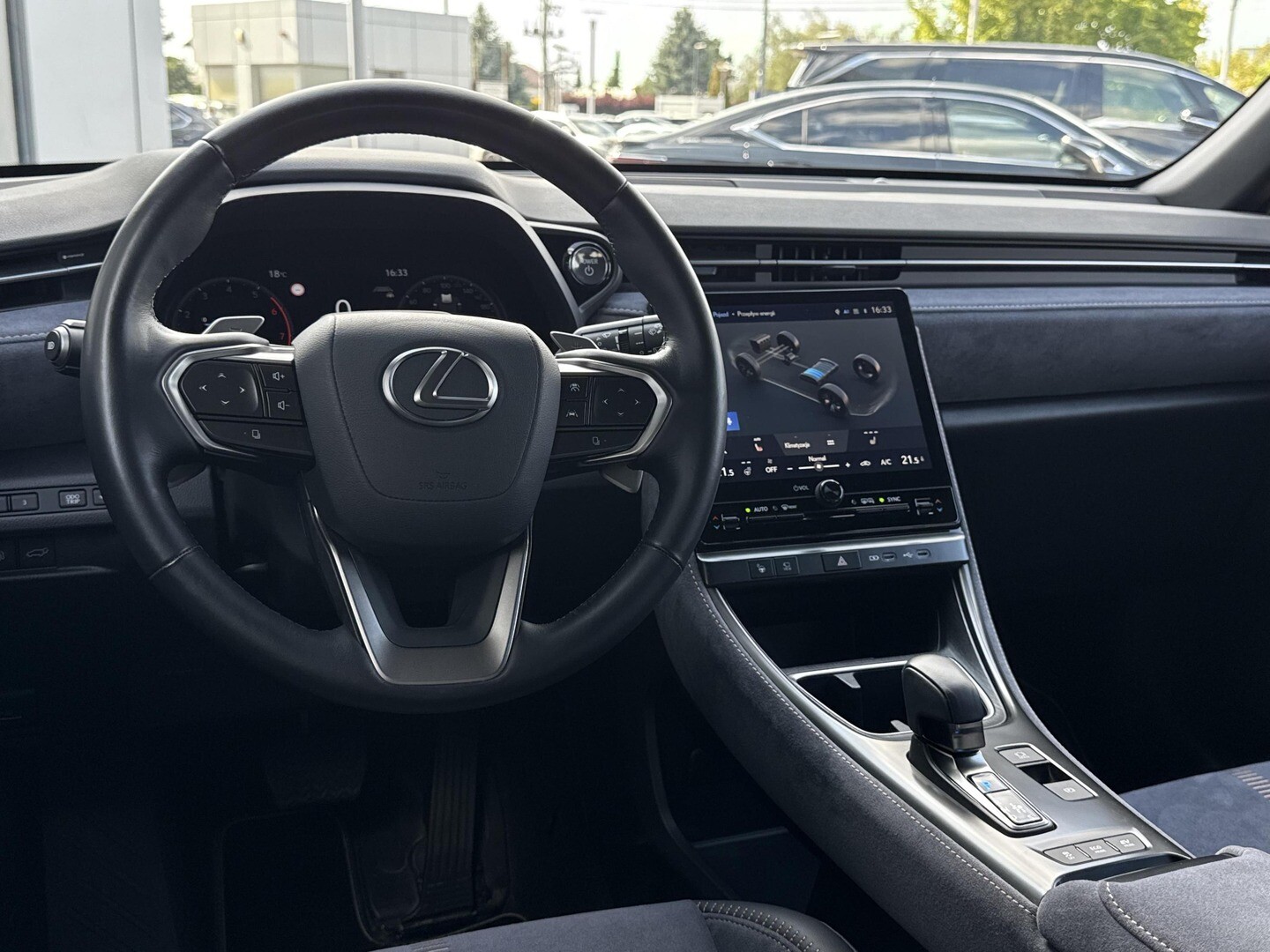 Lexus LBX