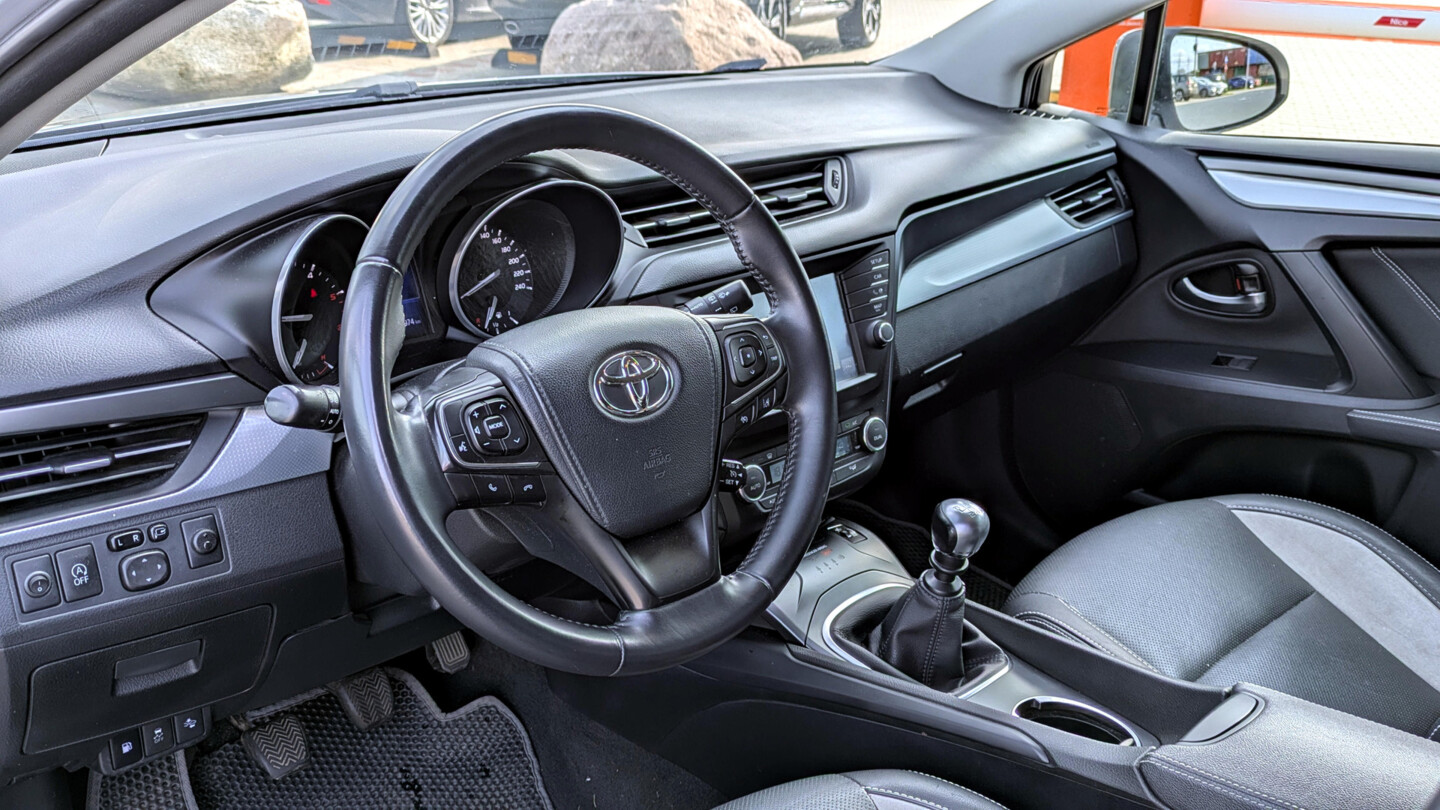 Toyota Avensis