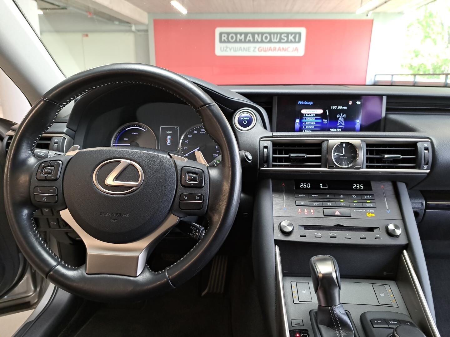 Lexus IS
