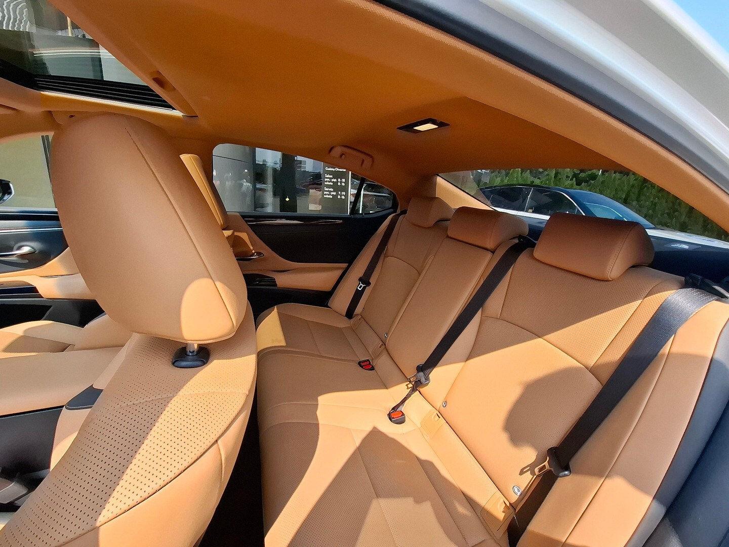 Lexus ES