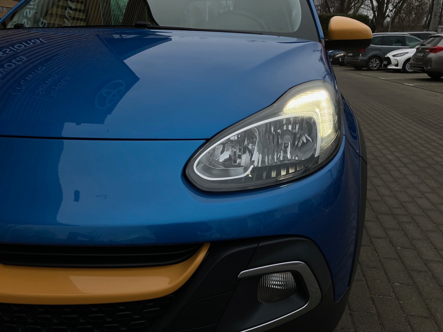 Opel Adam