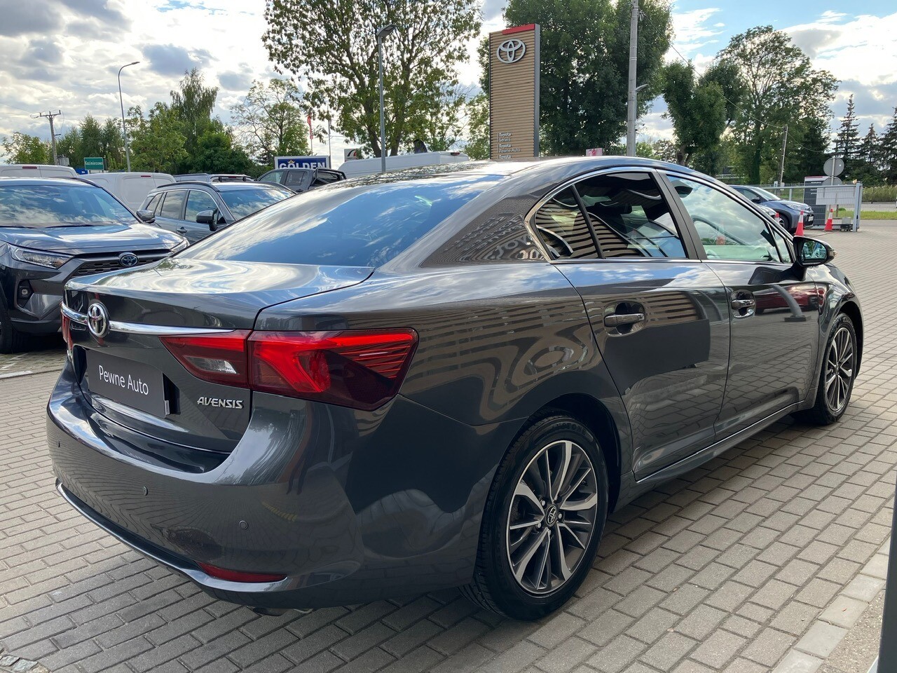 Toyota Avensis