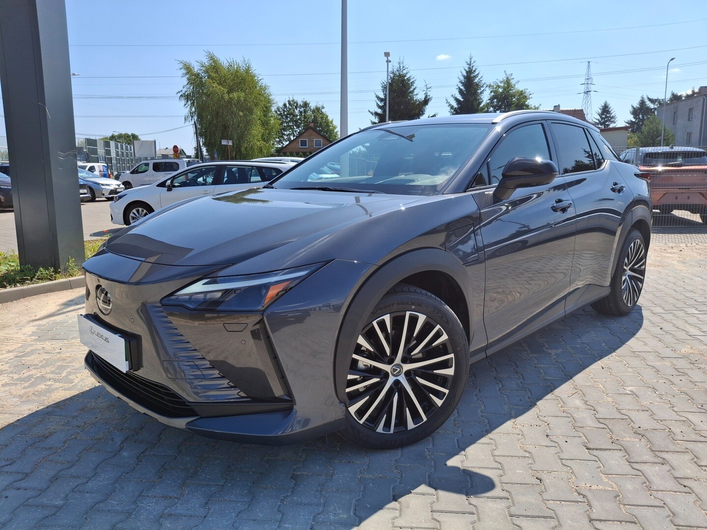 Lexus RZ