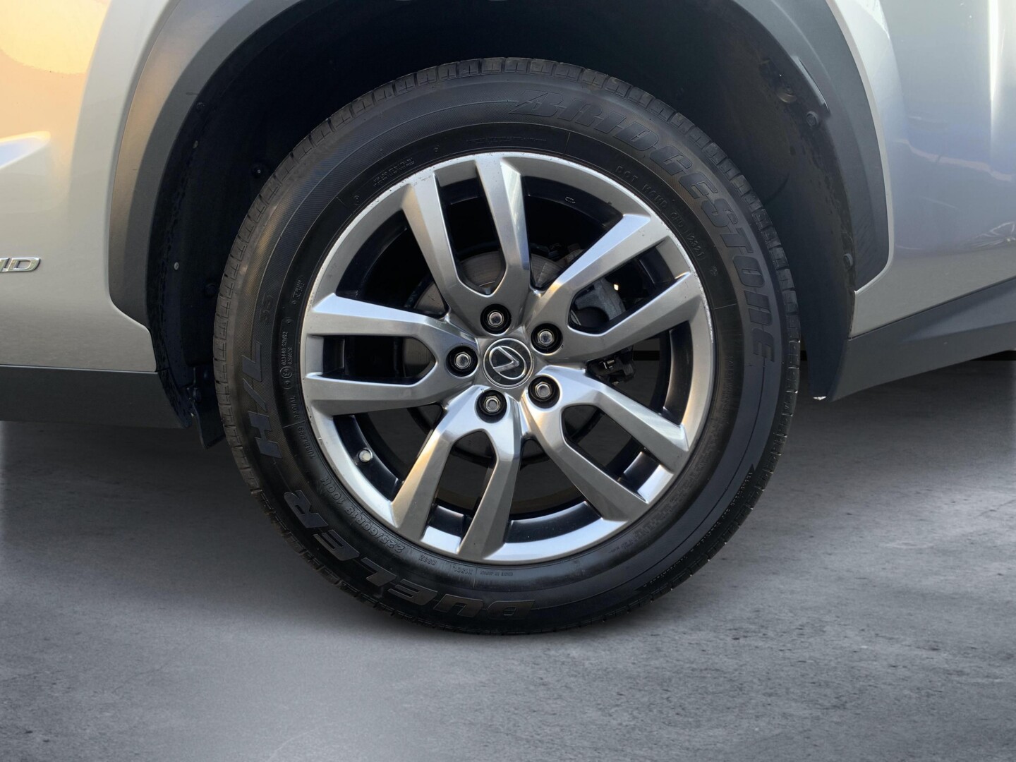 Lexus NX