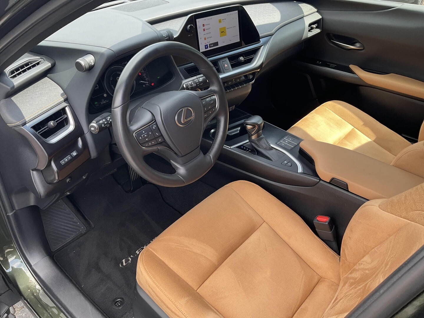 Lexus UX