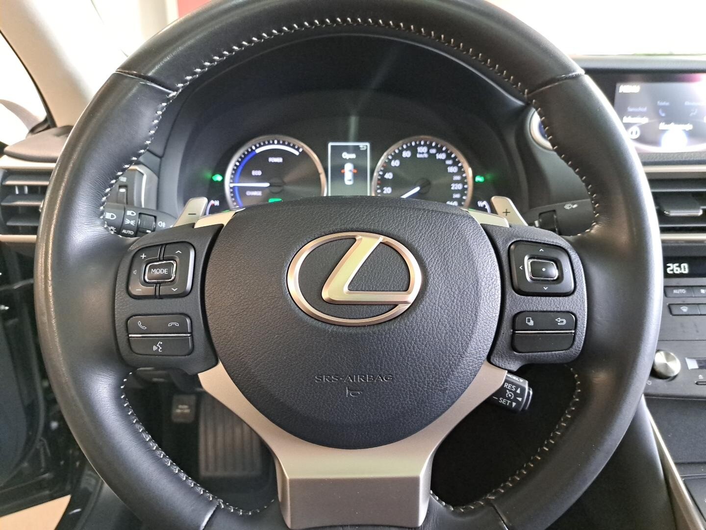 Lexus IS