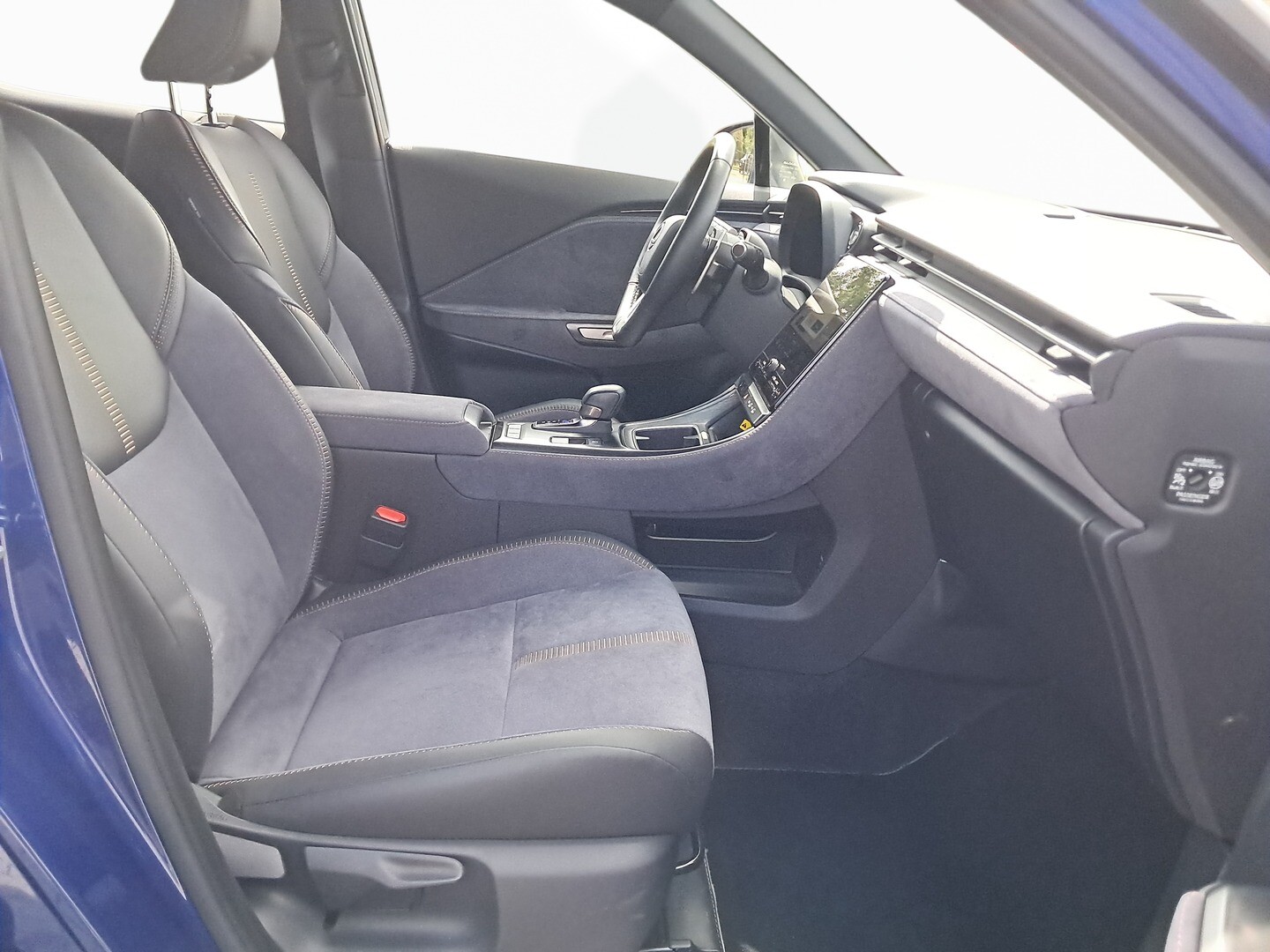 Lexus LBX