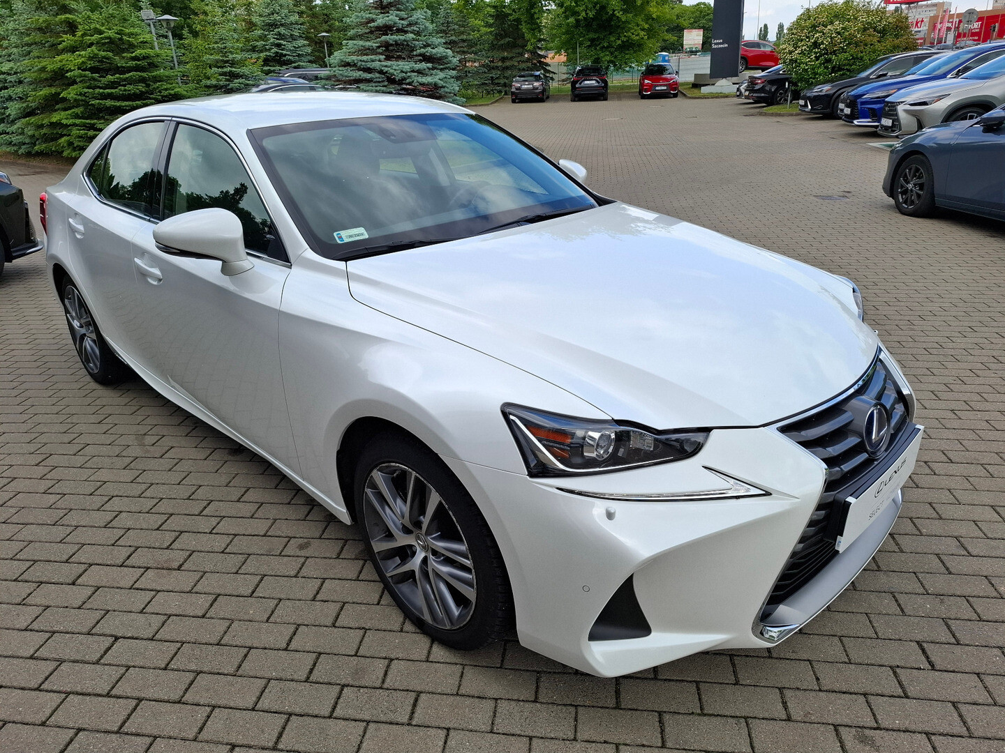 Lexus IS