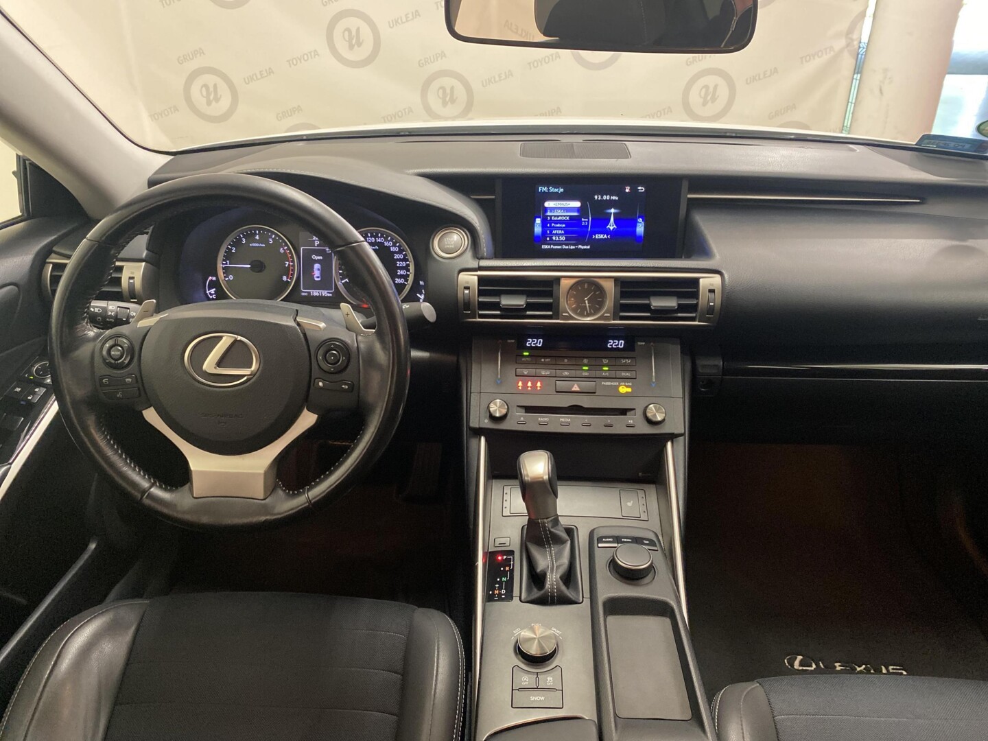 Lexus IS