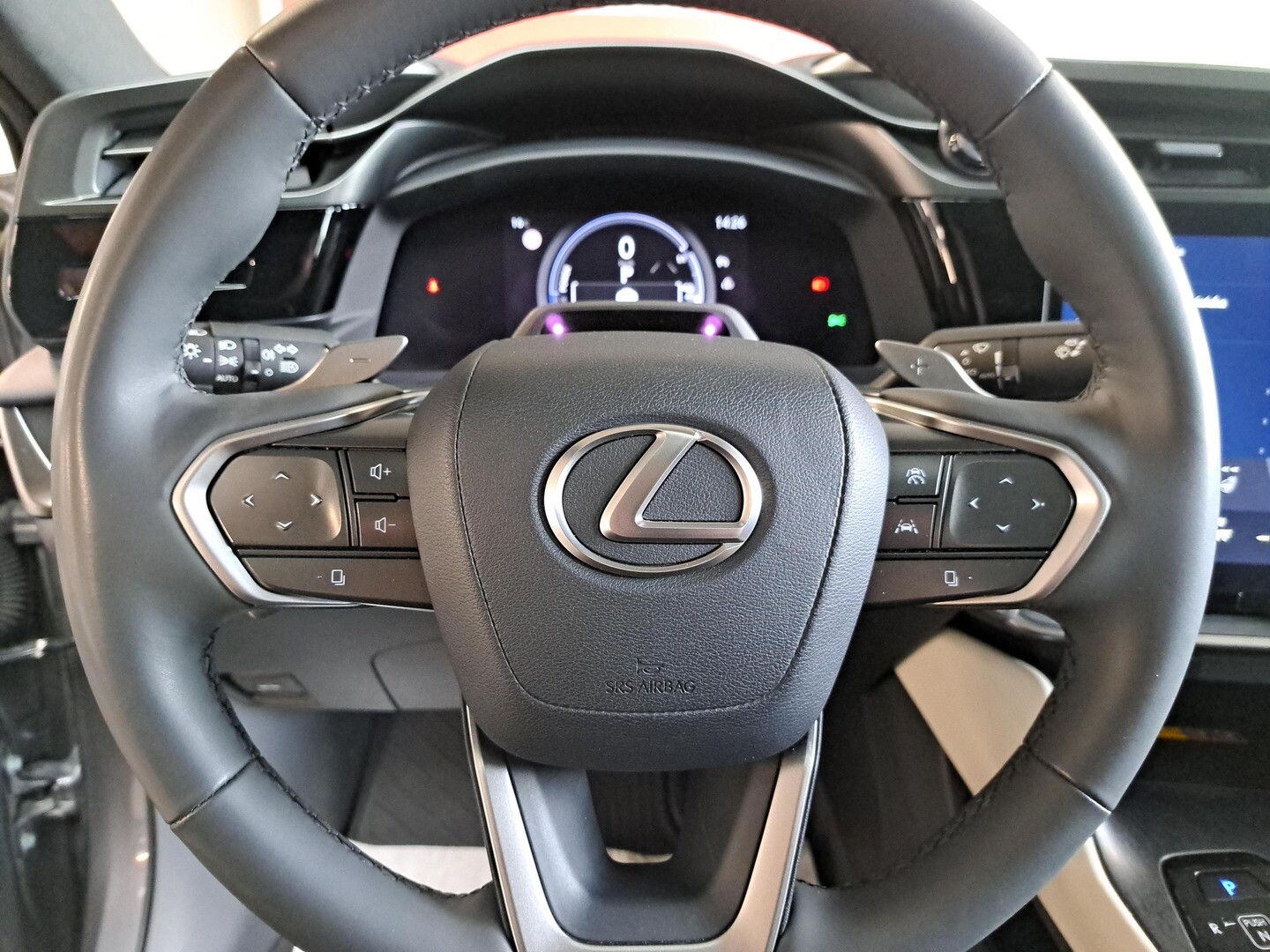Lexus RZ