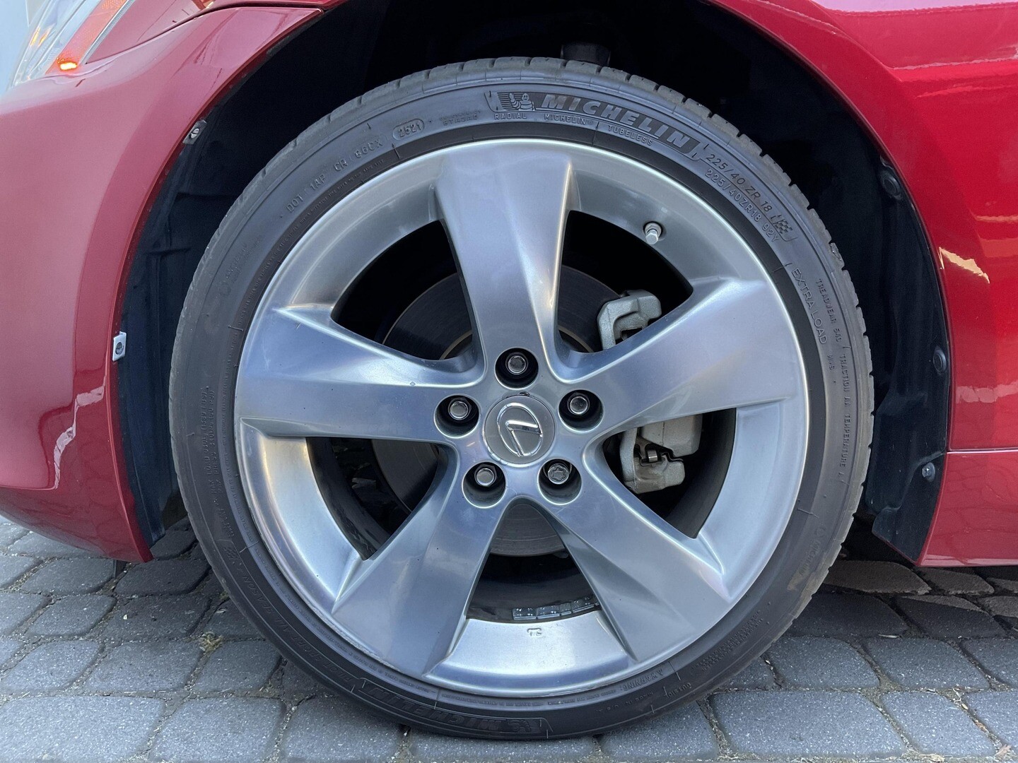 Lexus IS