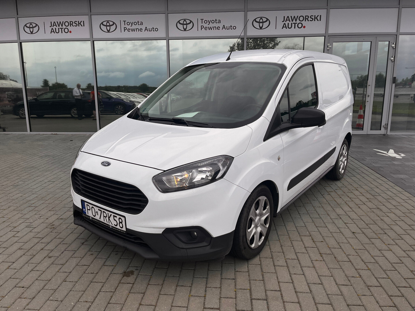 Ford Transit Courier