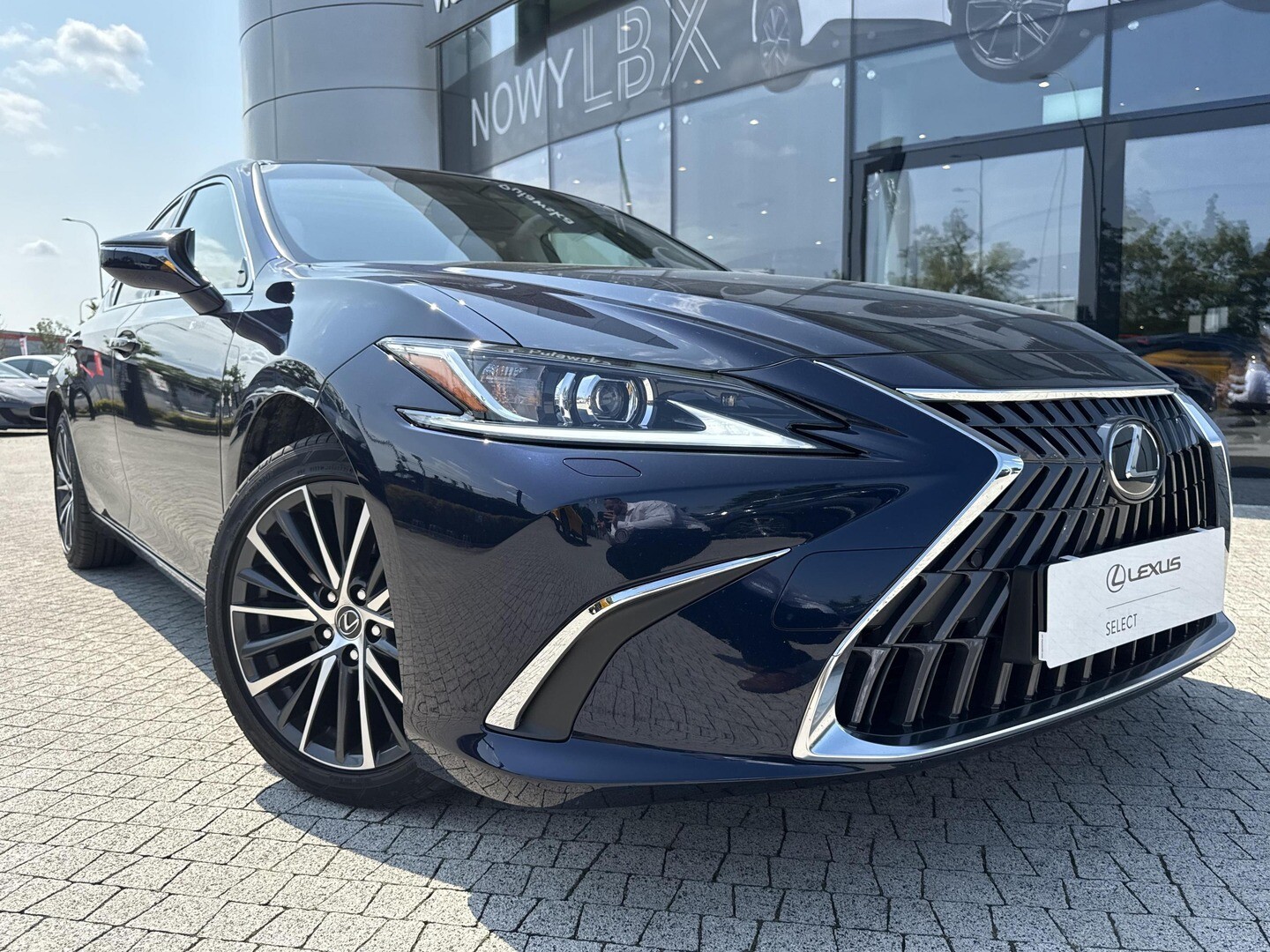 Lexus ES
