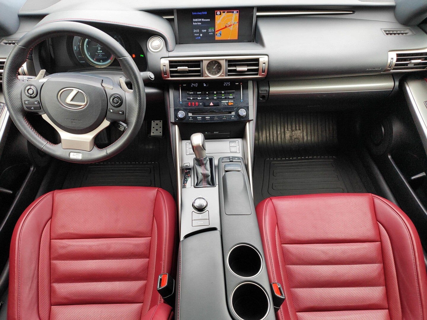 Lexus IS