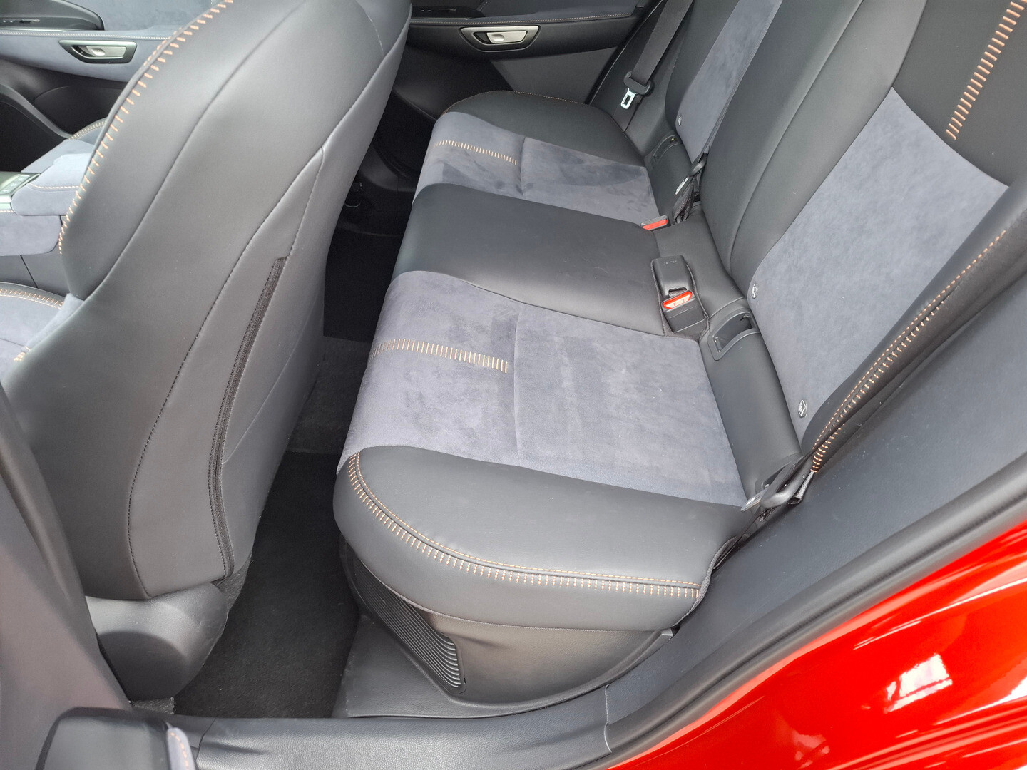 Lexus LBX