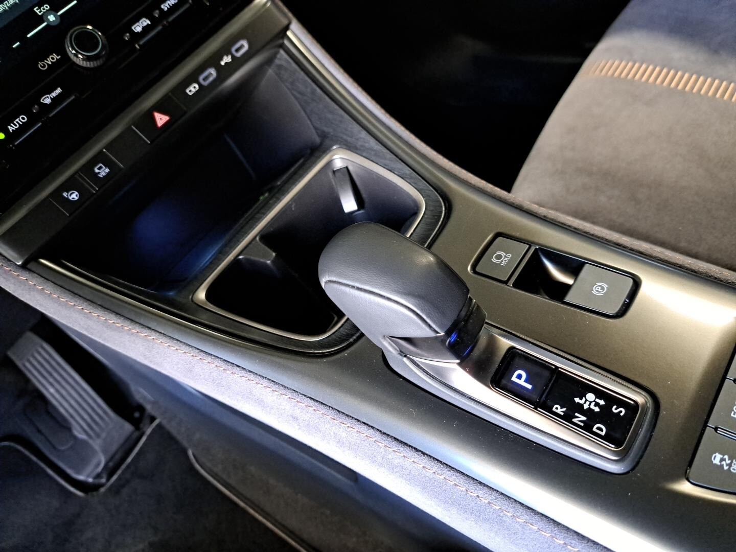 Lexus LBX