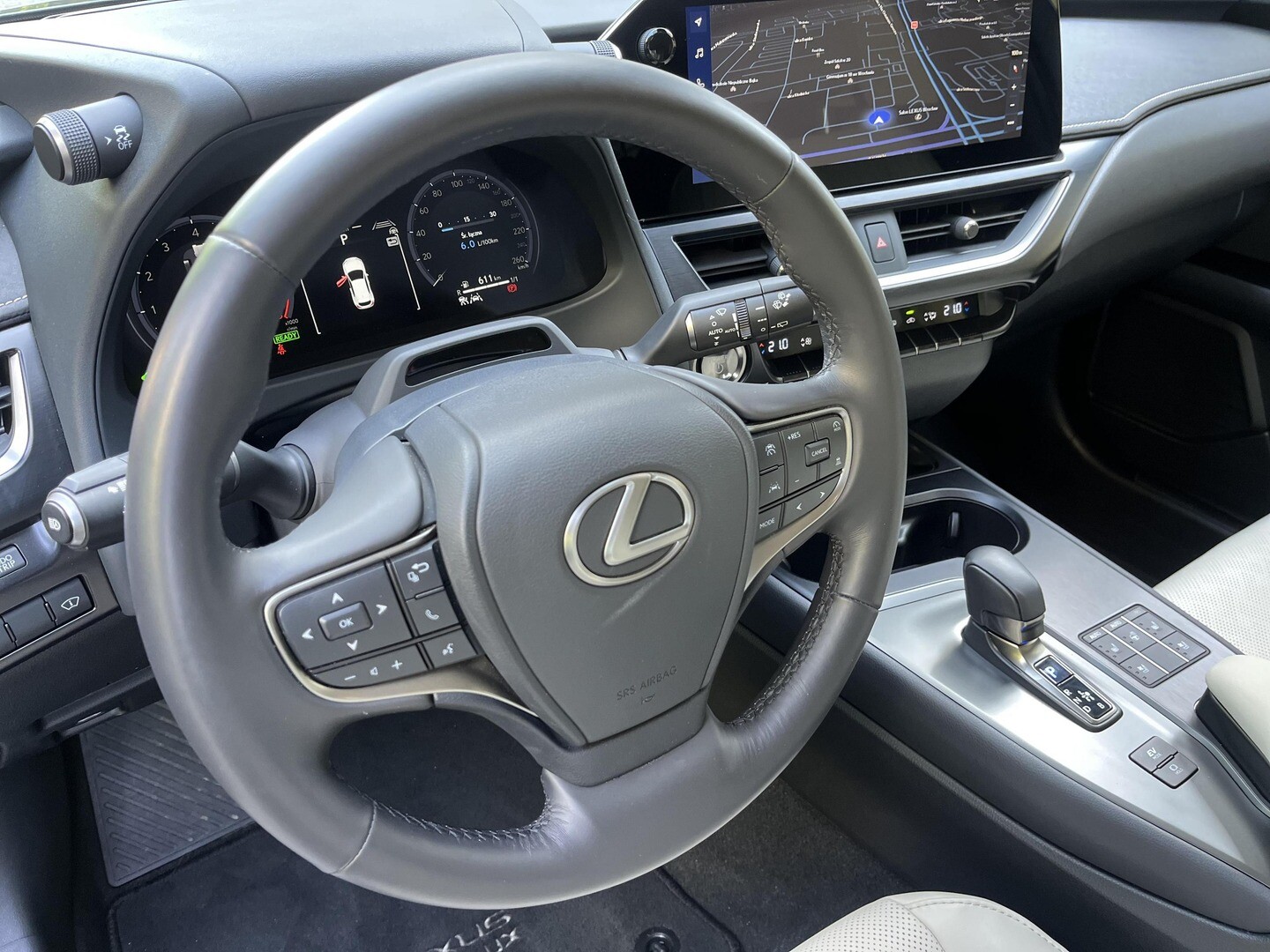 Lexus UX