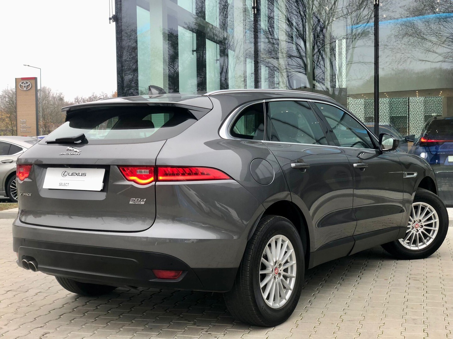 Jaguar F-Pace