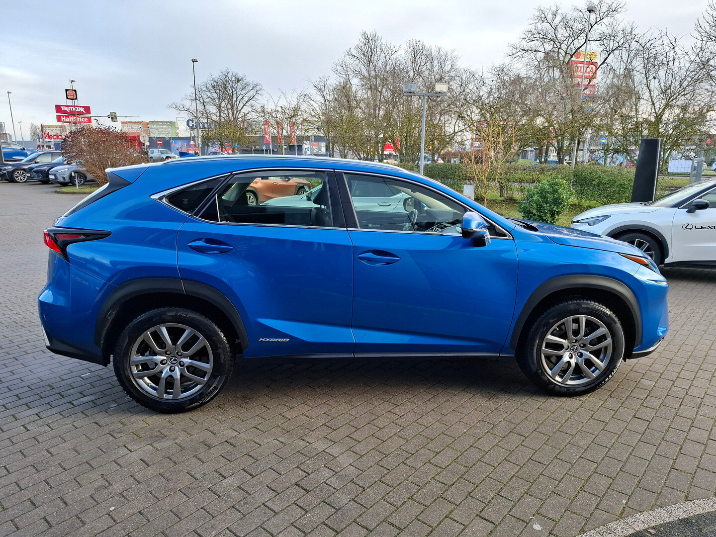 Lexus NX