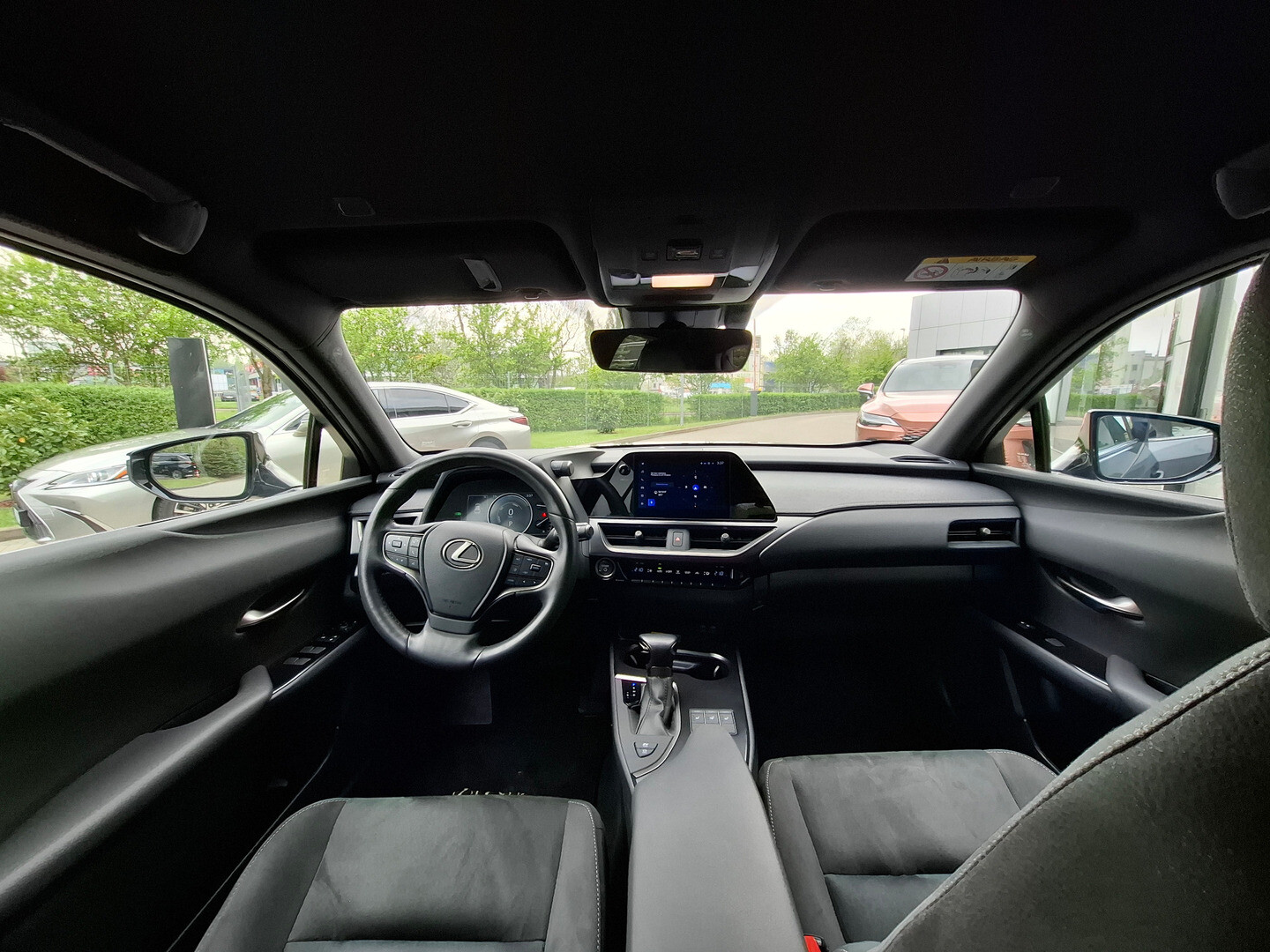Lexus UX
