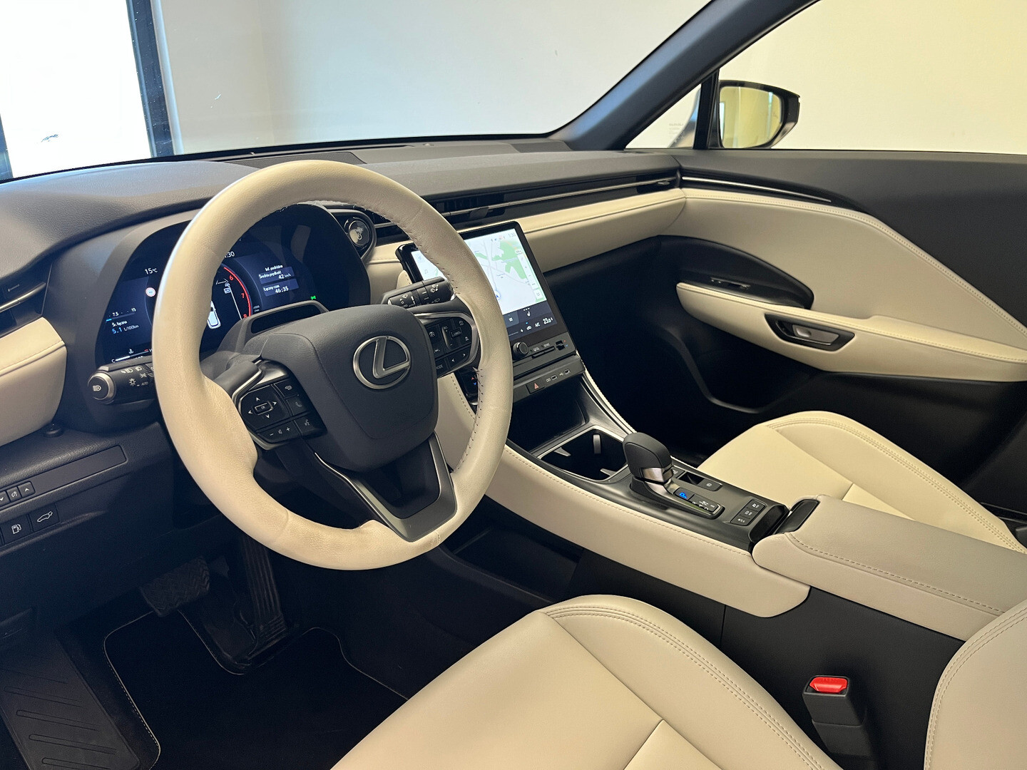 Lexus LBX