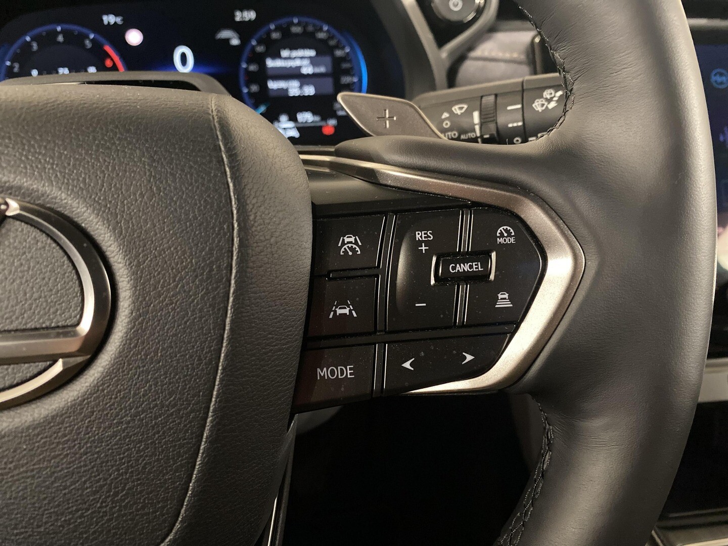 Lexus LBX