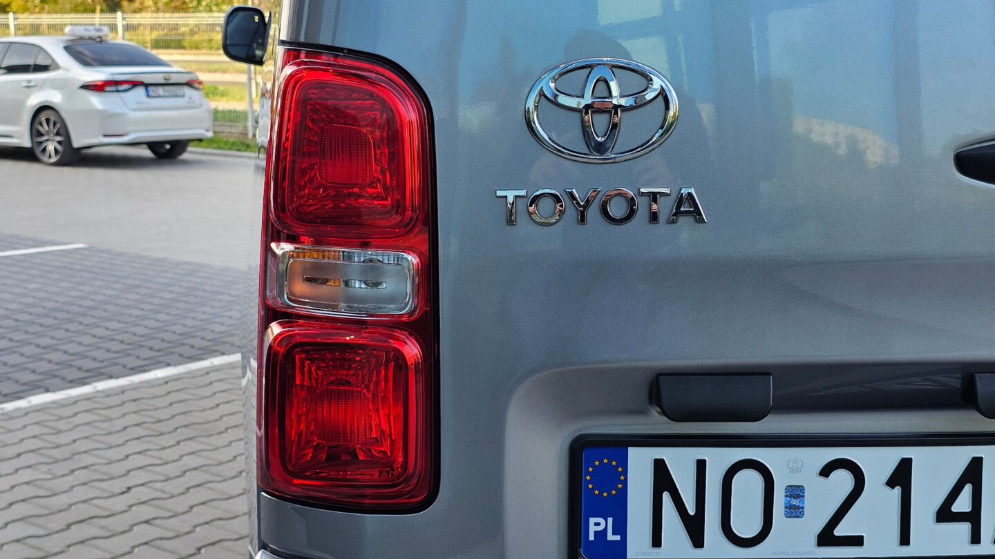 Toyota PROACE