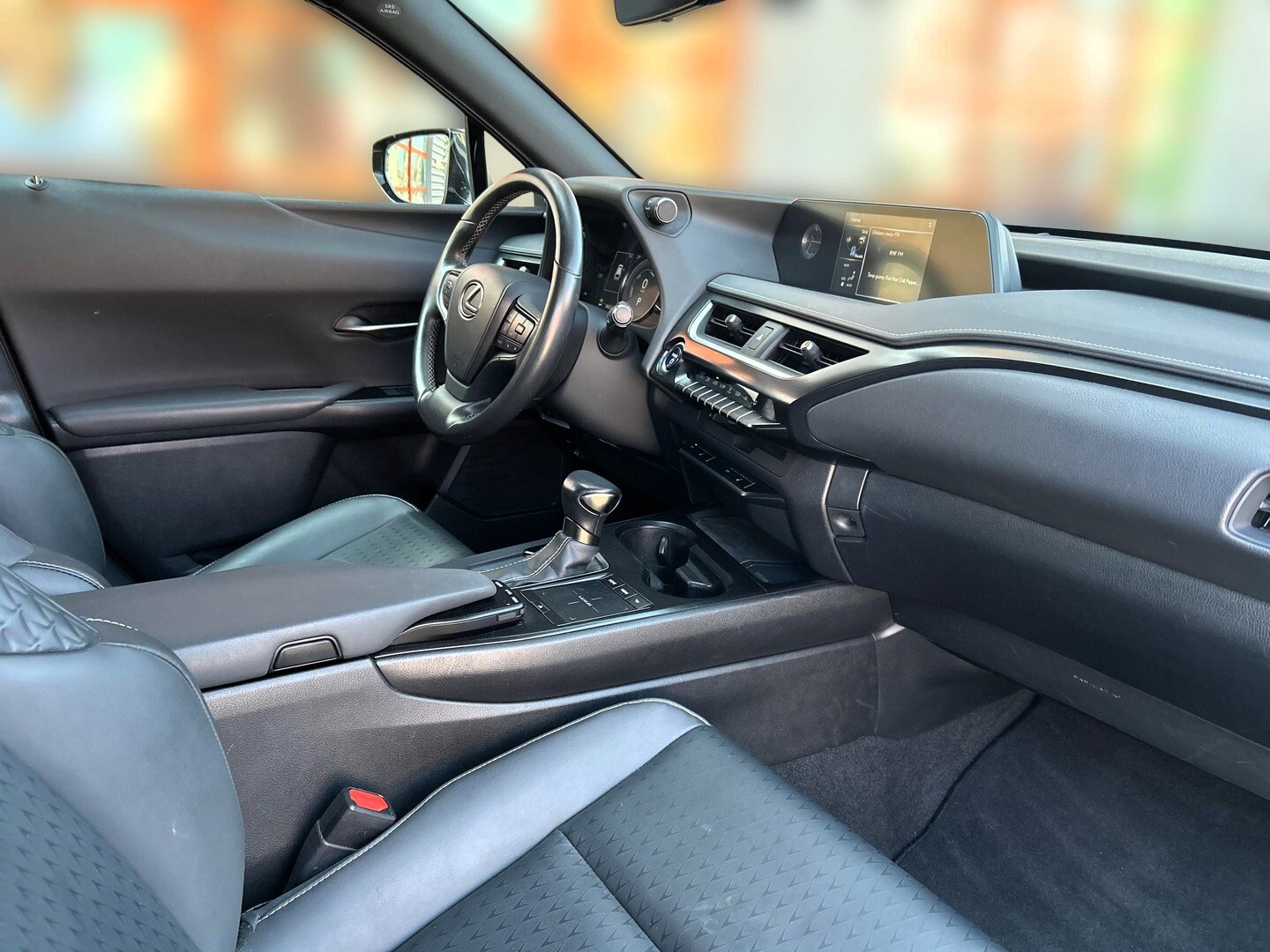 Lexus UX