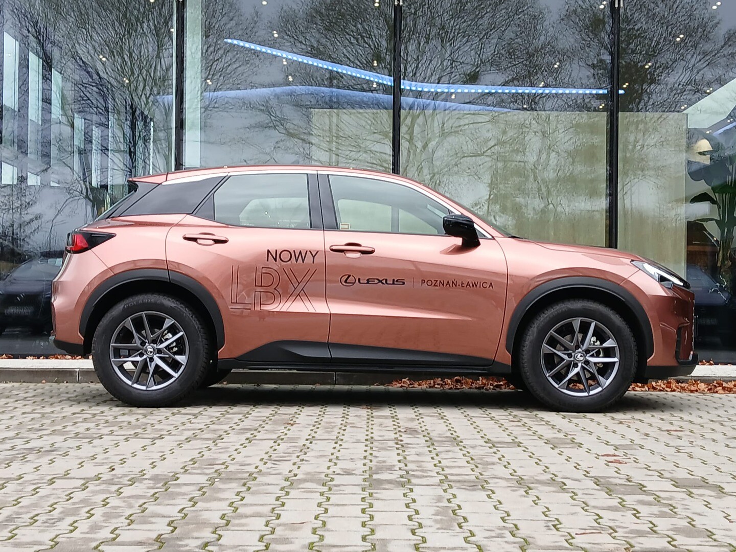 Lexus LBX