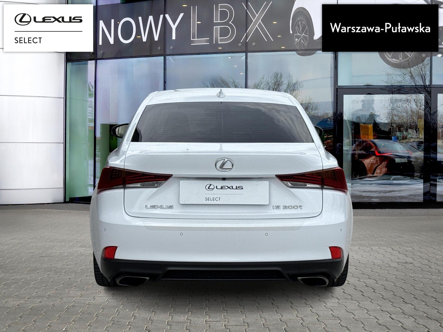 Lexus IS