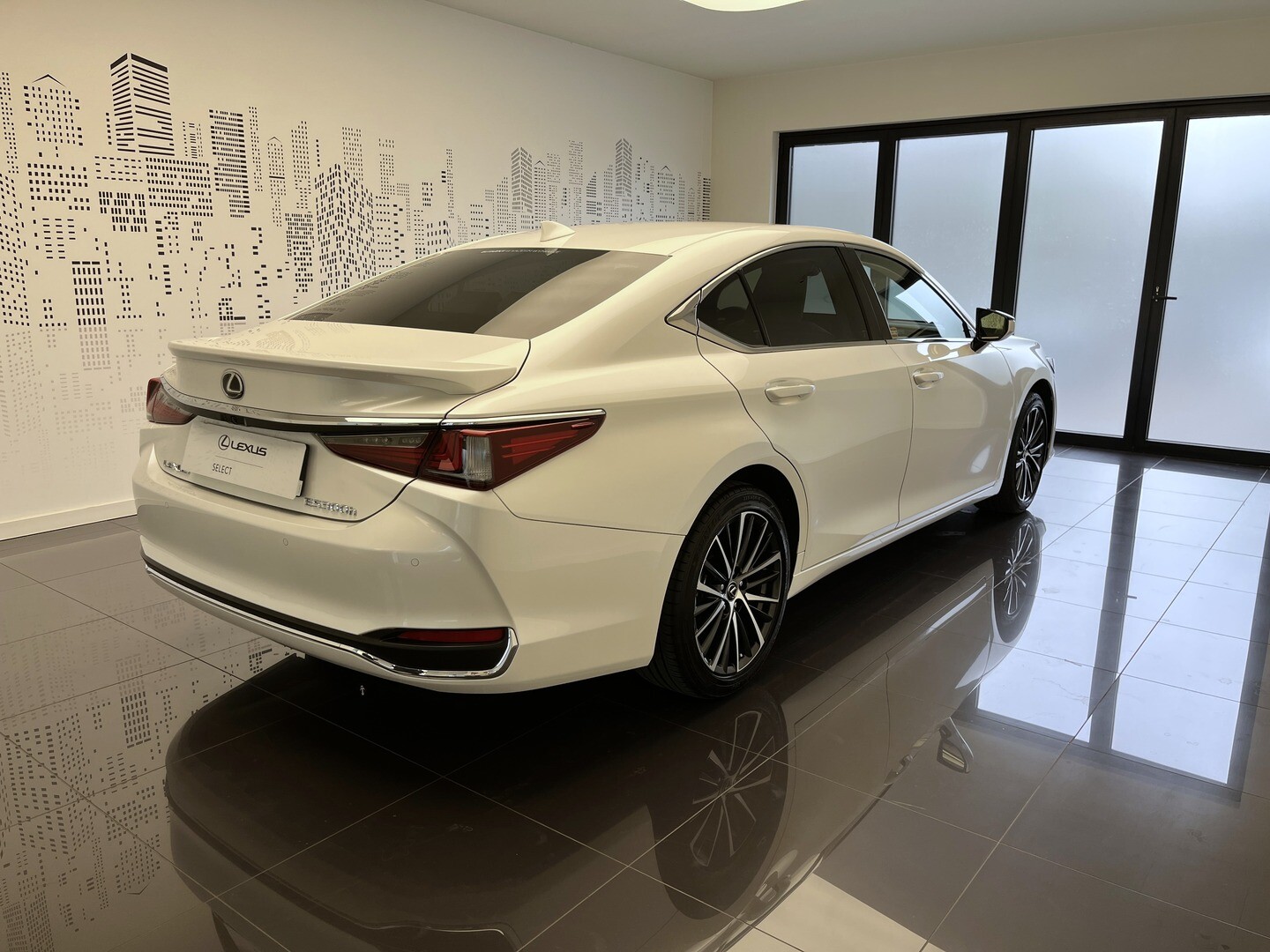 Lexus ES