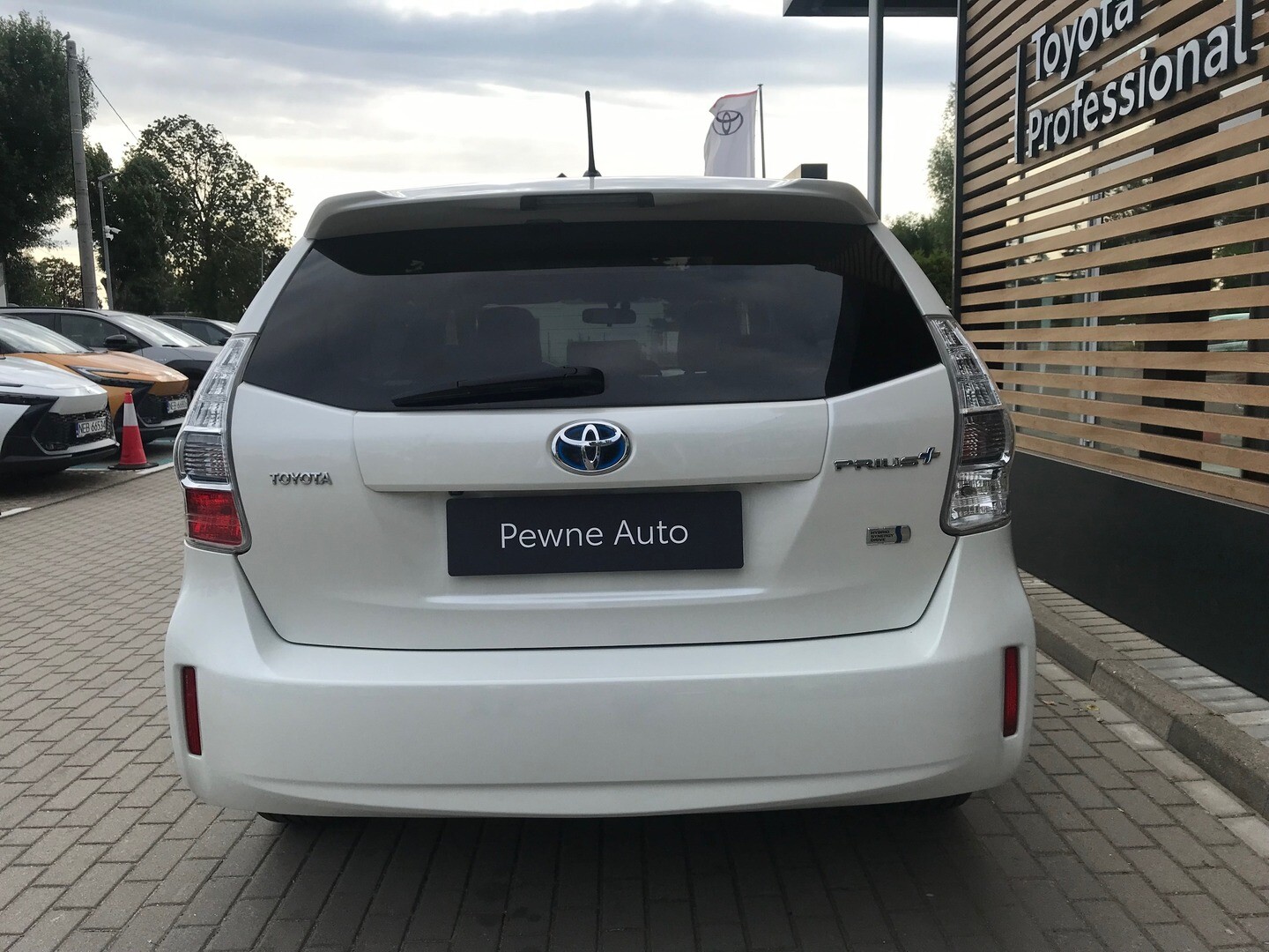 Toyota Prius+