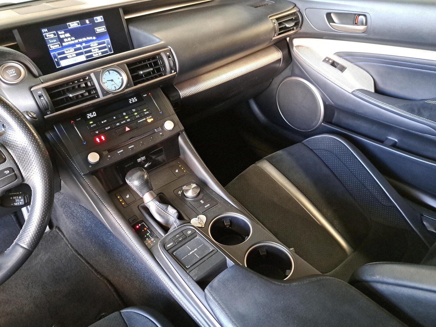 Lexus RC