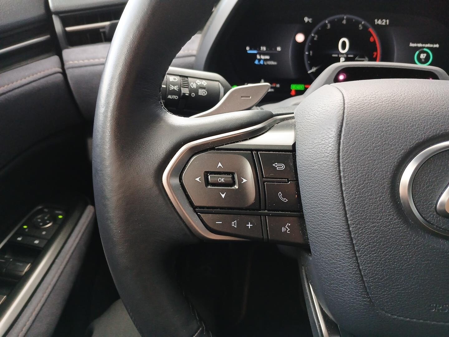 Lexus LBX