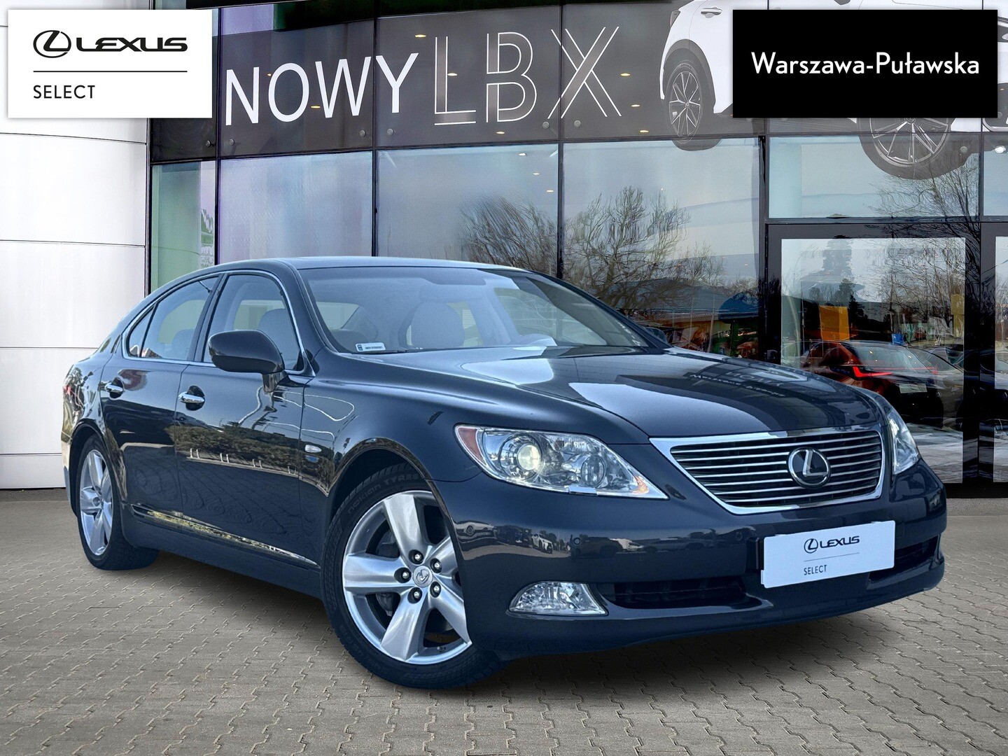 Lexus LS