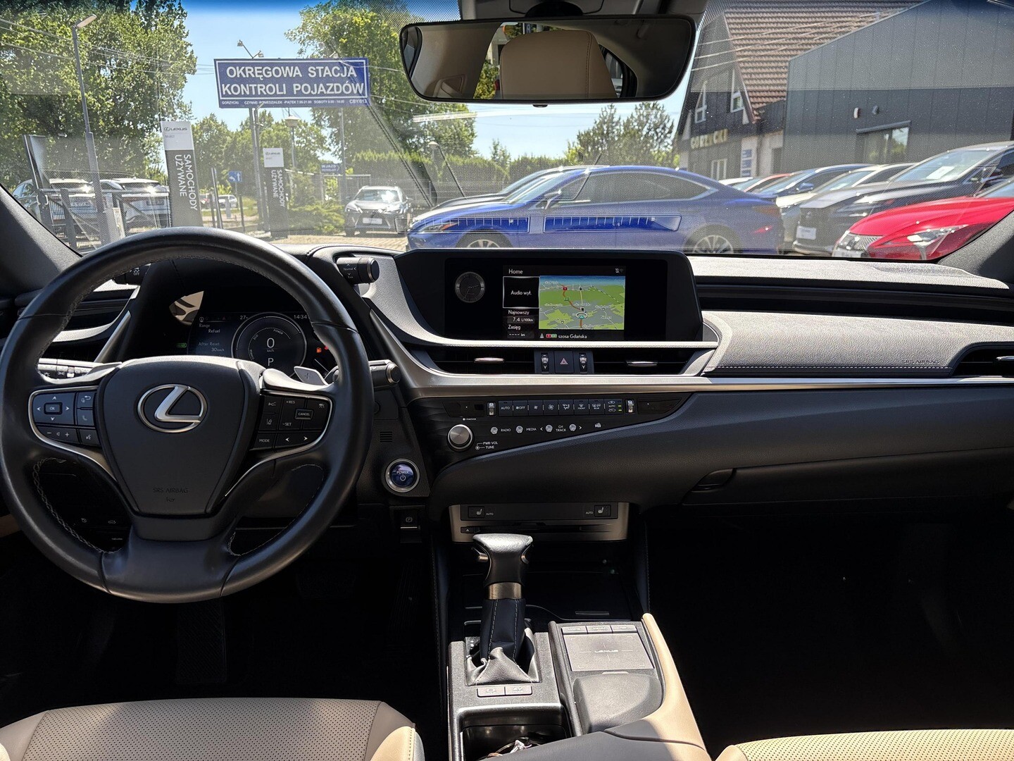 Lexus ES