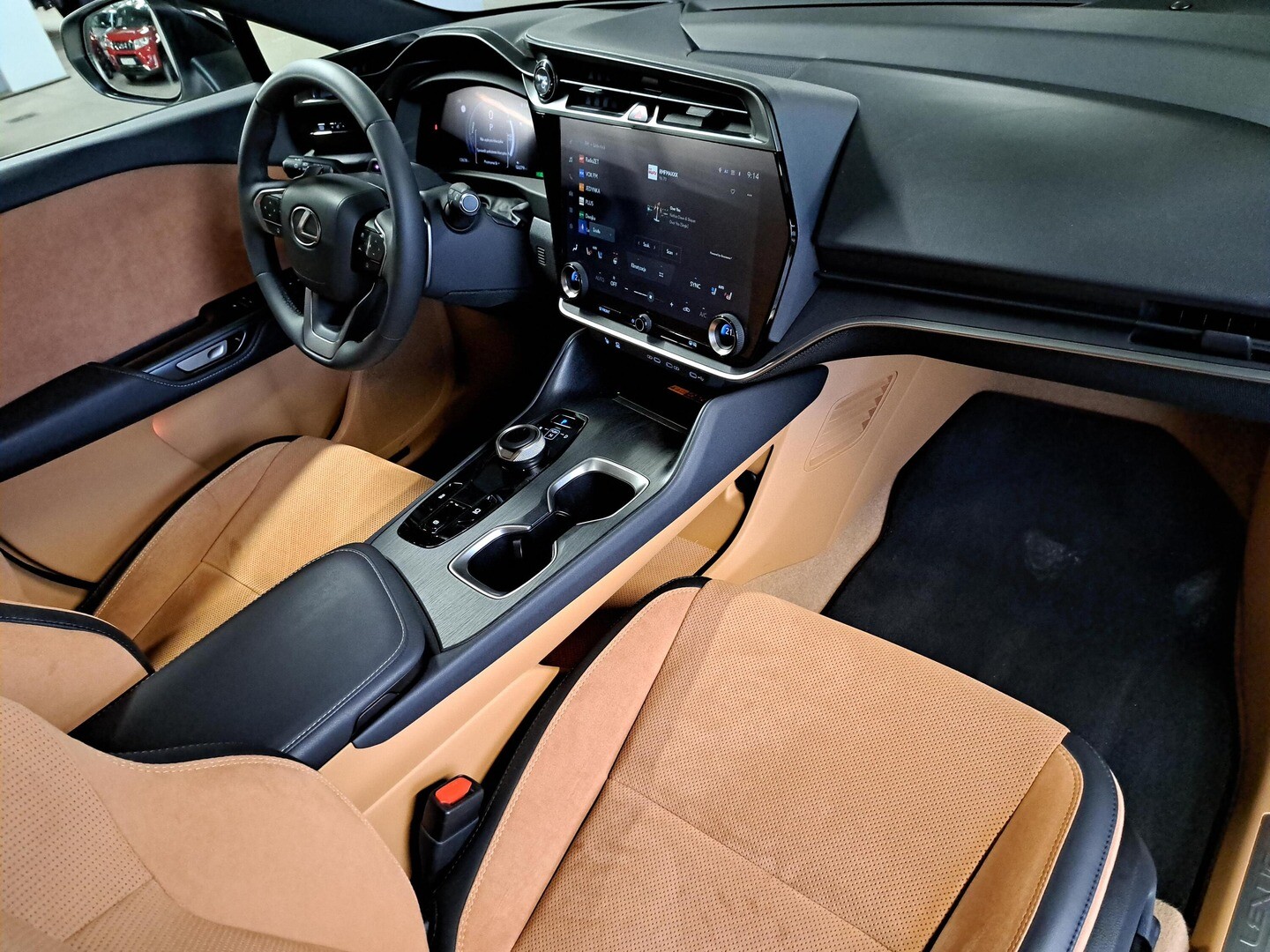 Lexus RZ
